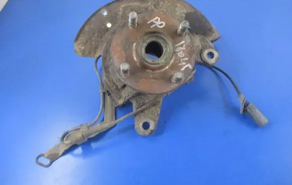 Mazda 323 Front wheel hub spindle knuckle