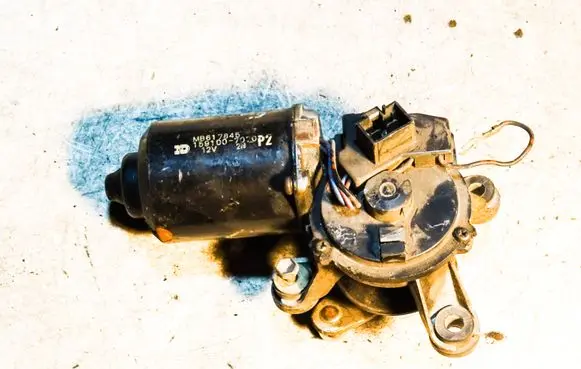 Mitsubishi Sigma Wiper motor MB617845 1591007070