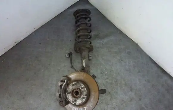 Chevrolet Captiva Front wheel hub spindle knuckle