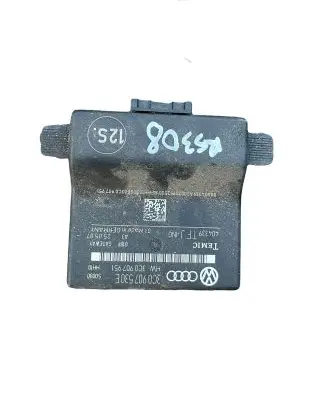 Volkswagen PASSAT B6 Gateway control module 3C0907630E