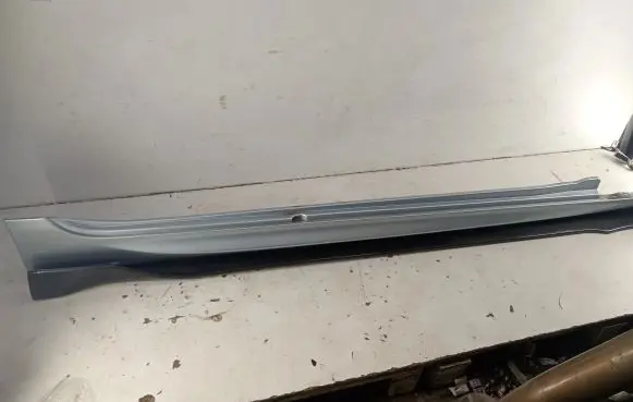 BMW M6 Sill 8052654