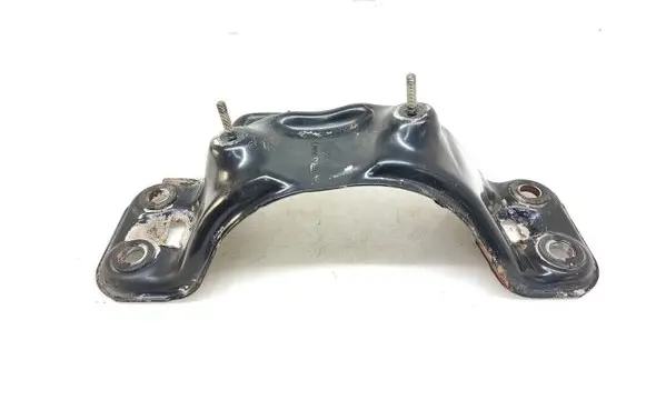 Volvo V60 Muffler mount bracket/holder 31367597