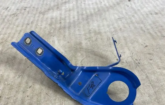 BMW X1 F48 F49 Fender mounting bracket 7355992