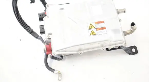 Tesla Model S Voltage converter inverter 