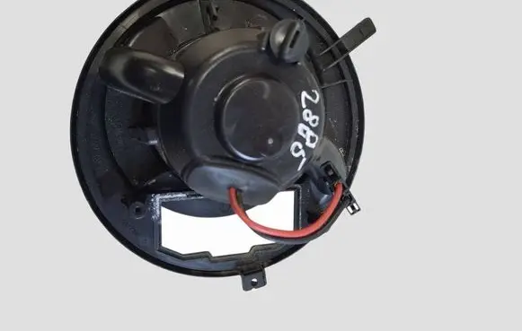 Skoda Octavia Mk2 (1Z) Heater fan/blower 1K1820015G F997165A