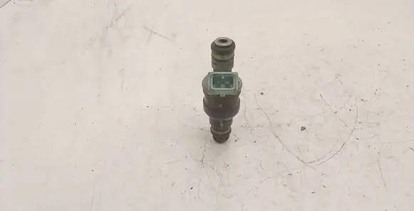 BMW 5 E39 Fuel injector 0280150415