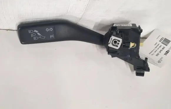 Volkswagen Golf V Indicator stalk 1K0953513E 01103510 10351080235274