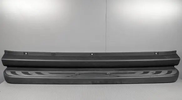 Mercedes-Benz Sprinter W907 W910 Side skirt rear trim A9108856400 A9108856700 A9108856900