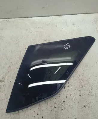 SsangYong Rodius Rear side window