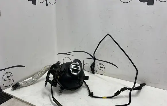 Audi R8 4S Coolant expansion tank/reservoir 4S0121403A
