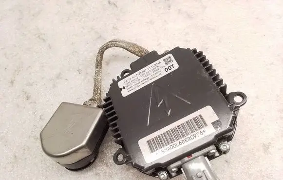Nissan Murano Z50 Headlight ballast module Xenon NZMNS111LBNA
