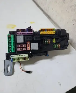 Mercedes-Benz E W212 Fuse module 168298 1670660 4434445464