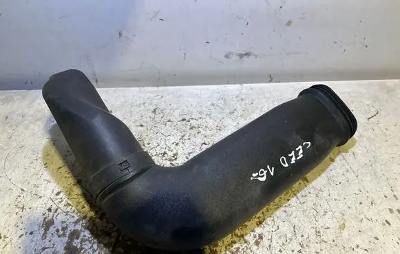 KIA Ceed Air intake duct part 28210A5820 2821030200 DK210A5802