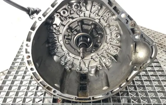 Mercedes-Benz C AMG W203 Manual 5 speed gearbox R2112710401