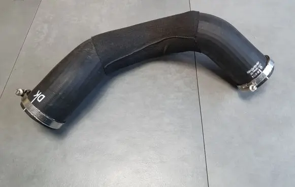 Audi Q8 Intercooler hose/pipe 4M0145737M