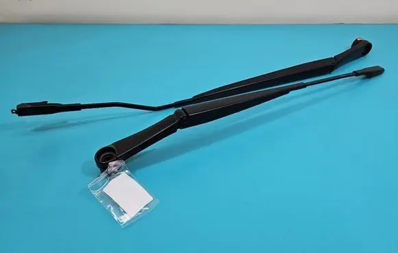 Hyundai i20 (BC3 BI3) Front wiper blade arm 98310-Q0000 IMPRK1515133