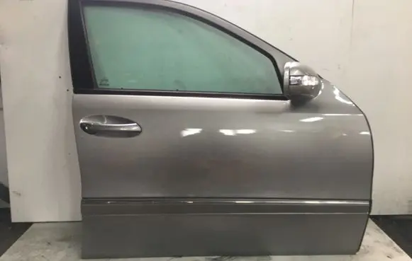 Mercedes-Benz E AMG W211 Front door