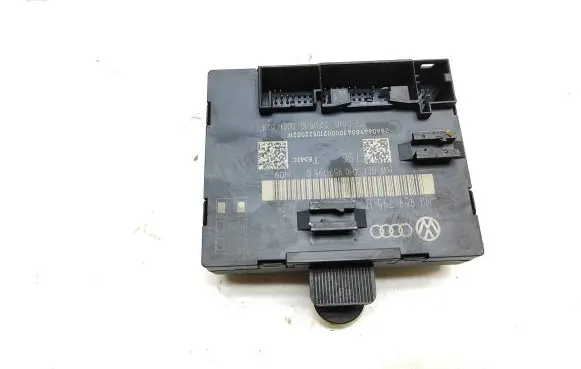 Volkswagen Touareg II Door control unit/module 4H0959795B 4H0959111