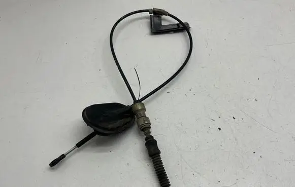 Nissan Qashqai Handbrake/parking brake wiring cable 