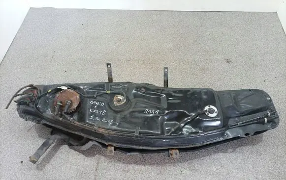 Mitsubishi Pajero Fuel tank 