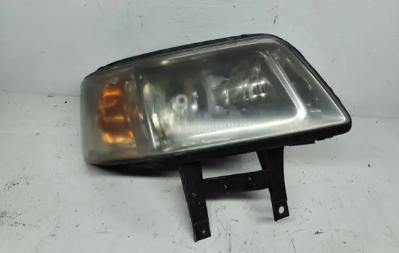 Volkswagen Transporter - Caravelle T5 Headlight/headlamp 1305235738