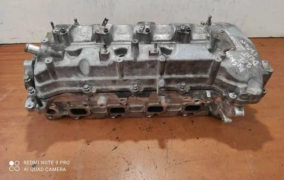 Toyota Avensis T250 Engine head 121321 0004845