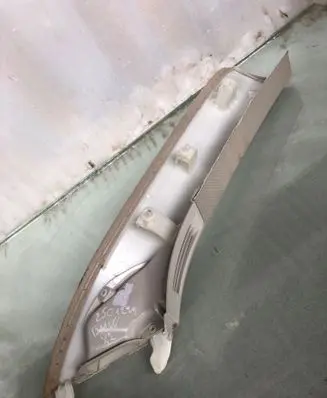 BMW X2 U10 (A) pillar trim 51435a1f921