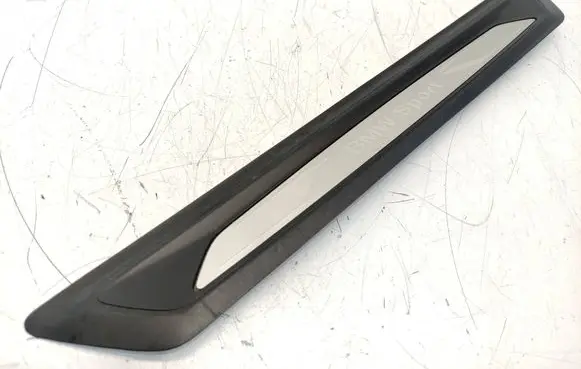 BMW 1 F20 F21 Front sill trim cover 25891810 51477263315