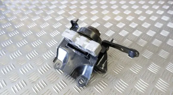 Toyota Yaris XP210 Engine mount bracket 12372K0060