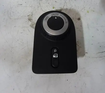 Nissan Qashqai Other switches/knobs/shifts 96912JD60A