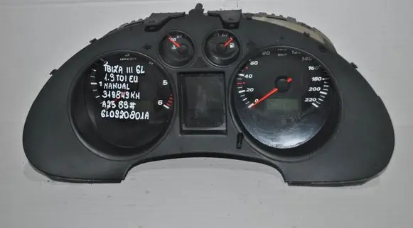 Seat Ibiza III (6L) Speedometer (instrument cluster) 6L0920801A