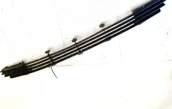 Mazda 121 SM Front bumper lower grill 96fb17b968aa 96fb-17b968-aa