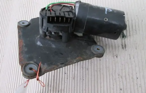 Mitsubishi Carisma Front wiper linkage and motor