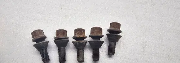 Saab 9-3 Ver2 Nuts/bolts 