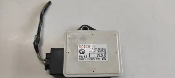BMW 5 E60 E61 ESP acceleration yaw rate sensor 1275100496 0265005681 3452