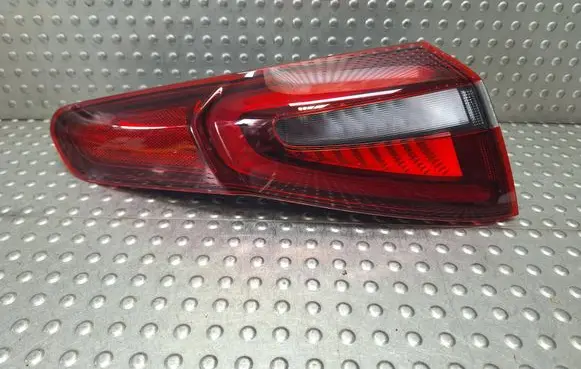 Alfa Romeo Stelvio Rear/tail lights S27725508 00505358080
