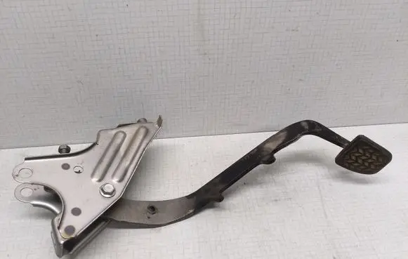 Clutch pedal