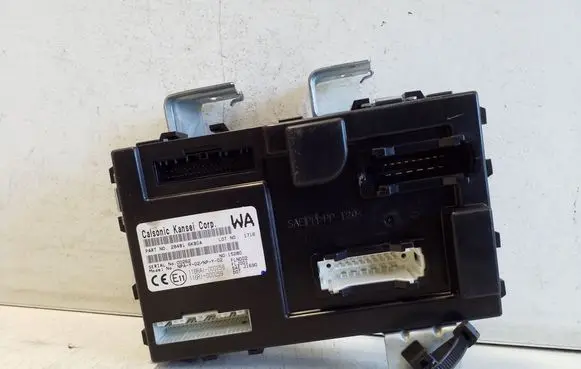 Nissan Navara D23 Central body control module 284B16KB0A