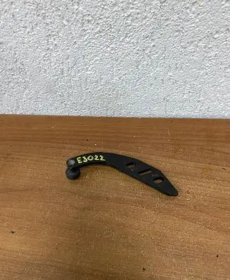 Mercedes-Benz Vito Viano W447 Sliding door upper roller guide/hinge A4477600047 ZGS00712017
