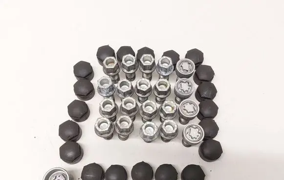 Cupra Ateca Nuts/bolts 