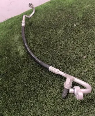 Tesla Model 3 Air conditioning (A/C) pipe/hose 109215800F