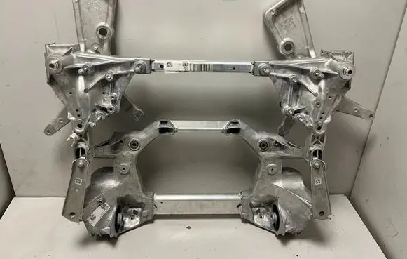 BMW 5 G60 G61 Front subframe 6898632 8869238