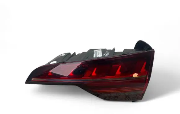 Audi A4 S4 B9 8W Tailgate rear/tail lights 8W9945094AC 8W9945094