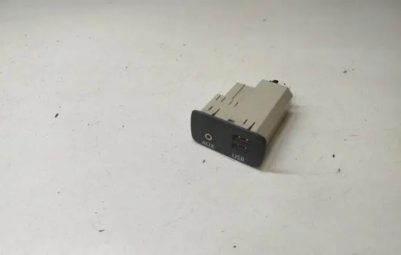 Subaru Outback (BS) AUX in-socket connector 86257AL100