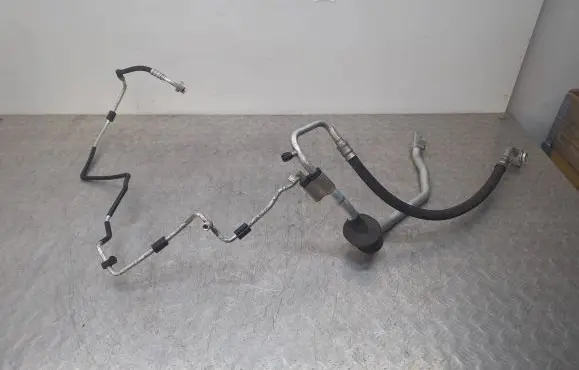 Audi Q5 SQ5 Air conditioning (A/C) pipe/hose 8R2260712C