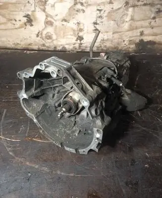 Volkswagen PASSAT B5.5 Automatic gearbox EZG23022
