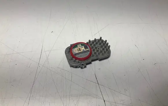 BMW 3 E92 E93 LED ballast control module 707881