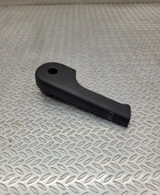 Engine bonnet (hood) release handle