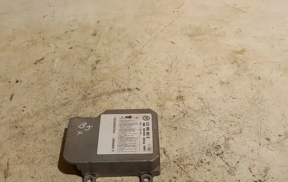 Volkswagen PASSAT B5.5 Airbag control unit/module 1C0909605B 5WK43124