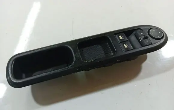 Electric window control switch